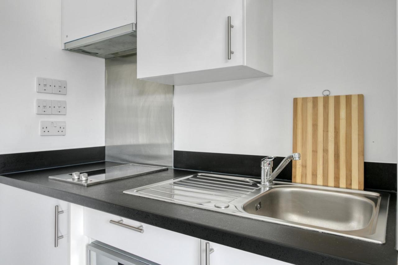 Bright & Central Studio In Luton, Sleeps 2 Luton (Bedfordshire) Exterior foto