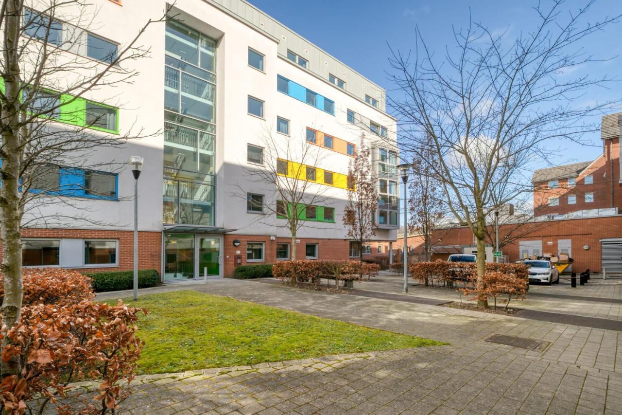 Bright & Central Studio In Luton, Sleeps 2 Luton (Bedfordshire) Exterior foto